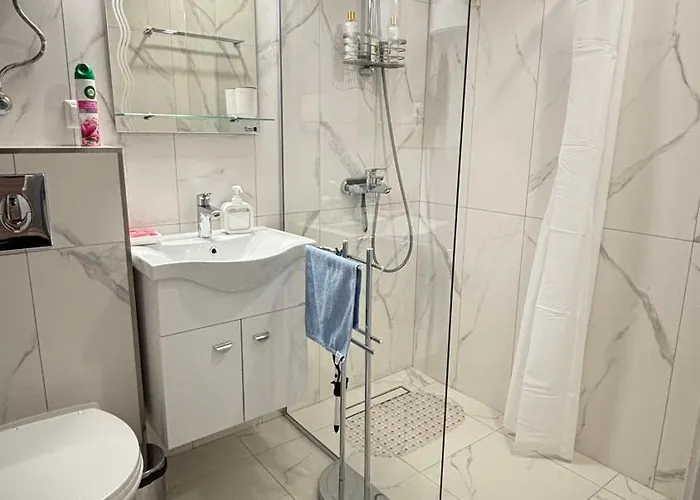 Polar Star 304 A Saint *